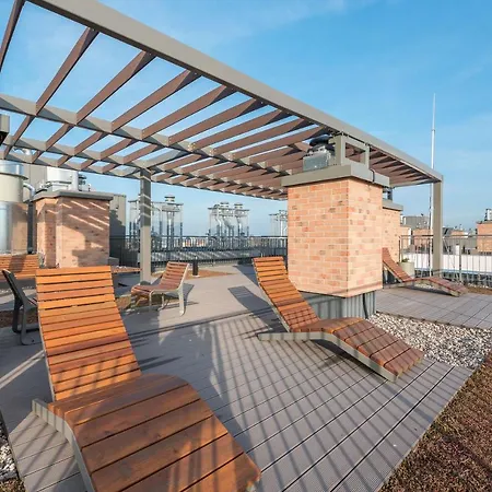 Blue Mandarin Garden Gates Apartment Gdansk