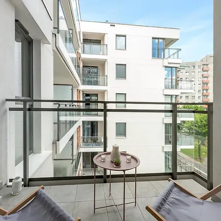 Blue Mandarin Garden Gates Apartment Gdansk