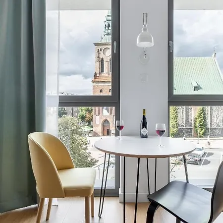 Blue Mandarin Garden Gates Apartment