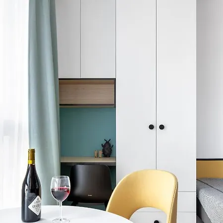 Blue Mandarin Garden Gates Gdansk