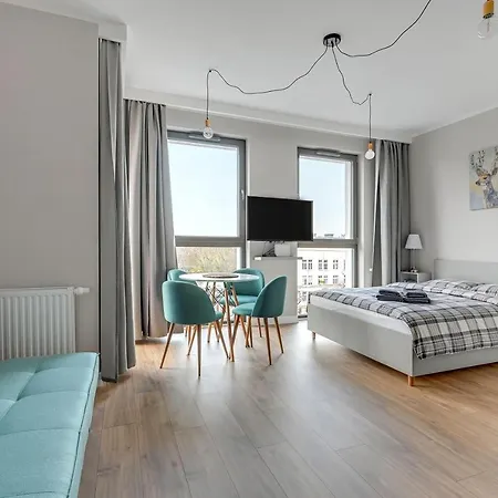 Blue Mandarin Garden Gates Apartment *