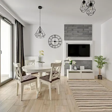 Blue Mandarin Garden Gates Apartment Gdansk